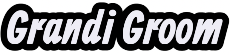 Grandi Groom Carpet Rake logo